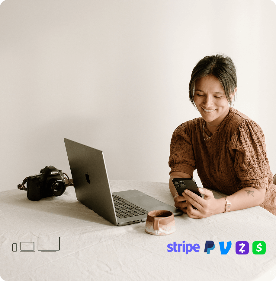 Photographer managing business